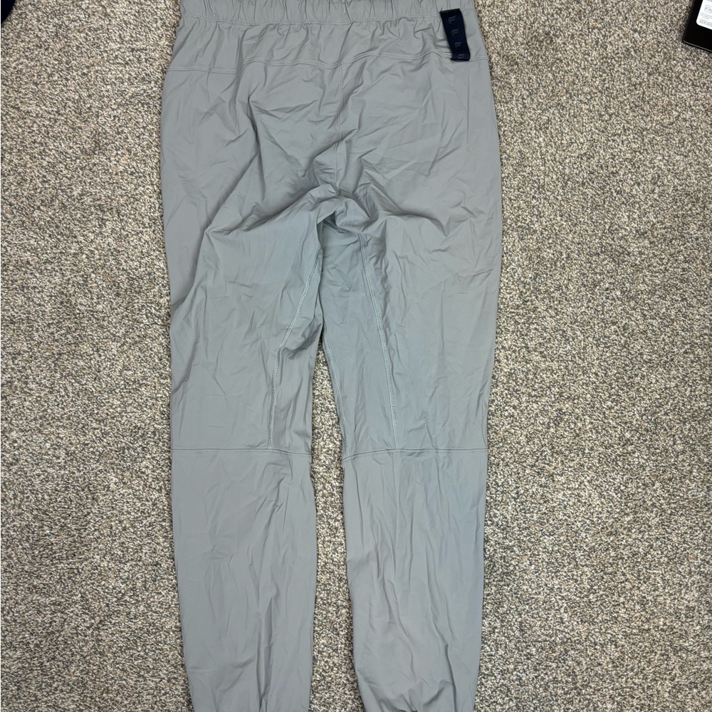 Fabletics The One Jogger Shadow Gray - image 6
